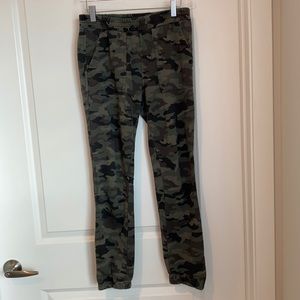 Sanctuary Camo Ankle Zip Joggers 27 EUC